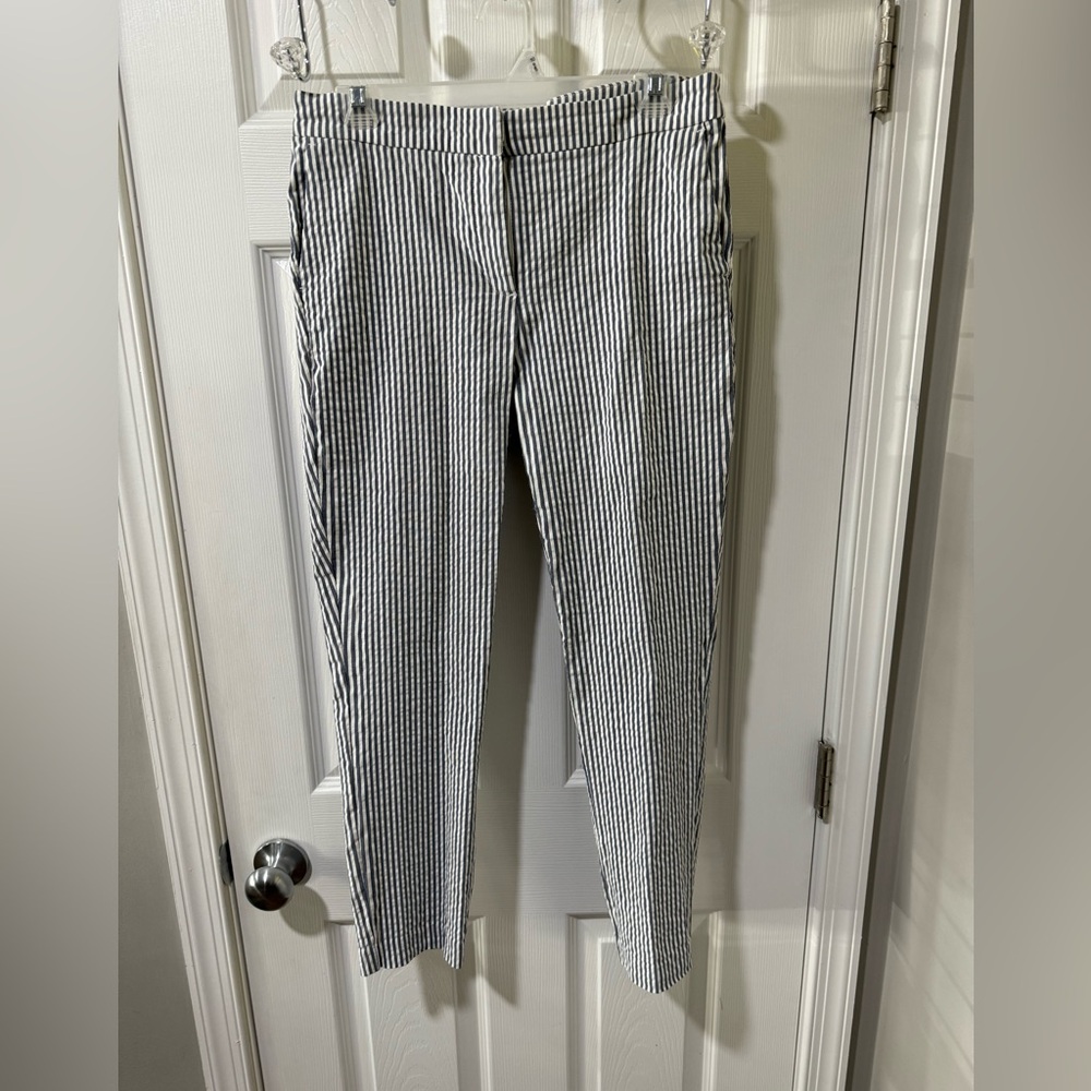 Jones New York Blue and White Striped Pants